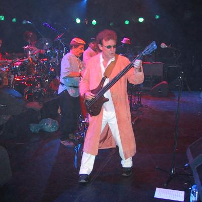UK, 2001
